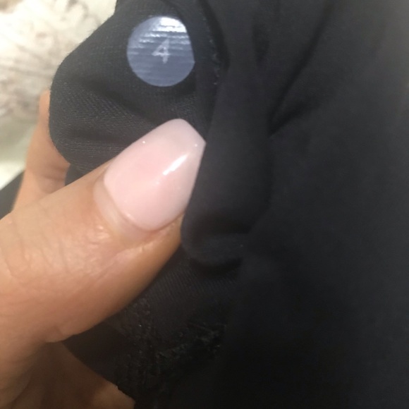 SOLD😍Lululemon high rise wunder under black - Picture 3 of 4